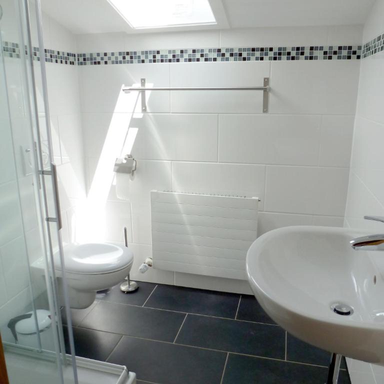 Appartementhaus Zillertal by PiaundDirk - Apartment mit 4 Schlafzimmern und einem Balkon - 2