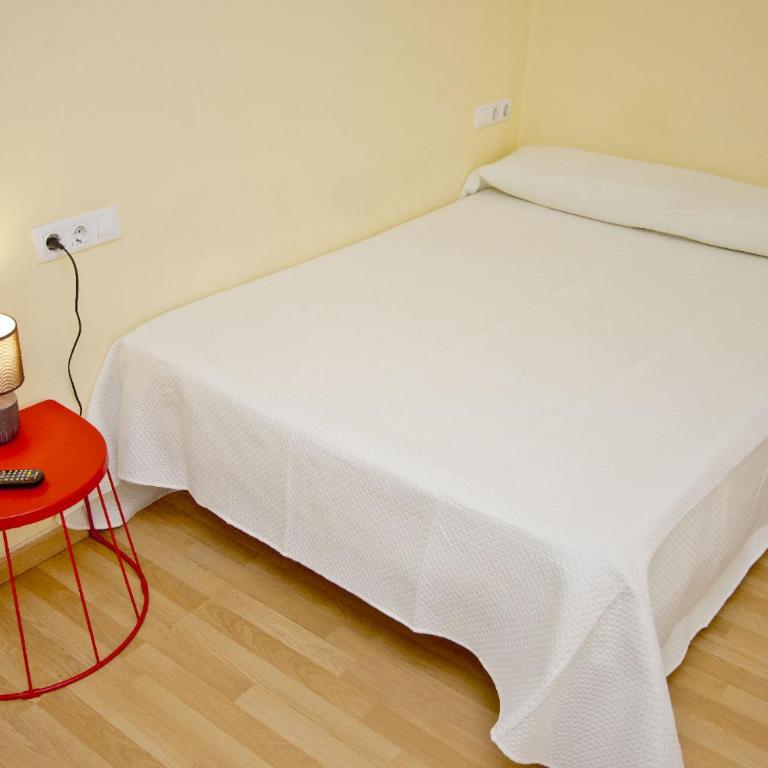 Barcelona City Apartment - Standard Apartment - 23