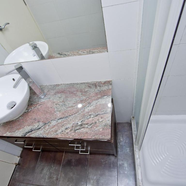 Barcelona City Apartment - Standard Apartment - 81