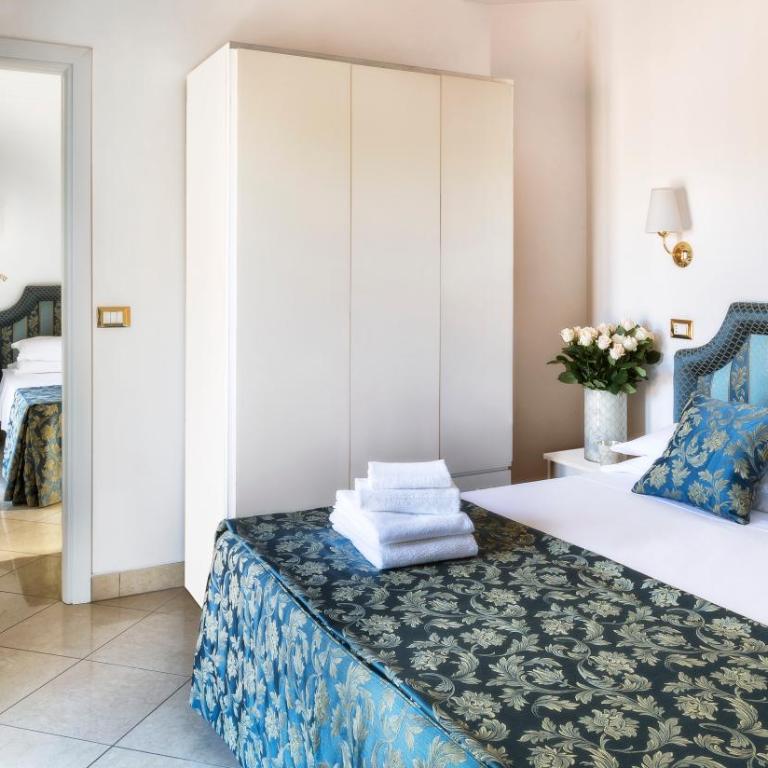 Hotel Nanni - Camera Familiare Superior - 5