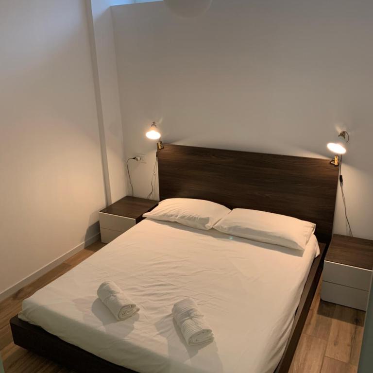 RAFQA Suites SAN SIRO'S VIEW lotto CITY LIFE de angeli FIERA with garden - One-Bedroom Apartment - 33