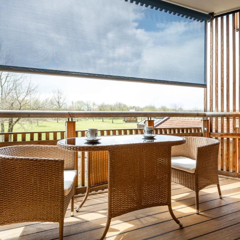 Hotel am Haslinger Hof - Deluxe Doppelzimmer mit Balkon - 4