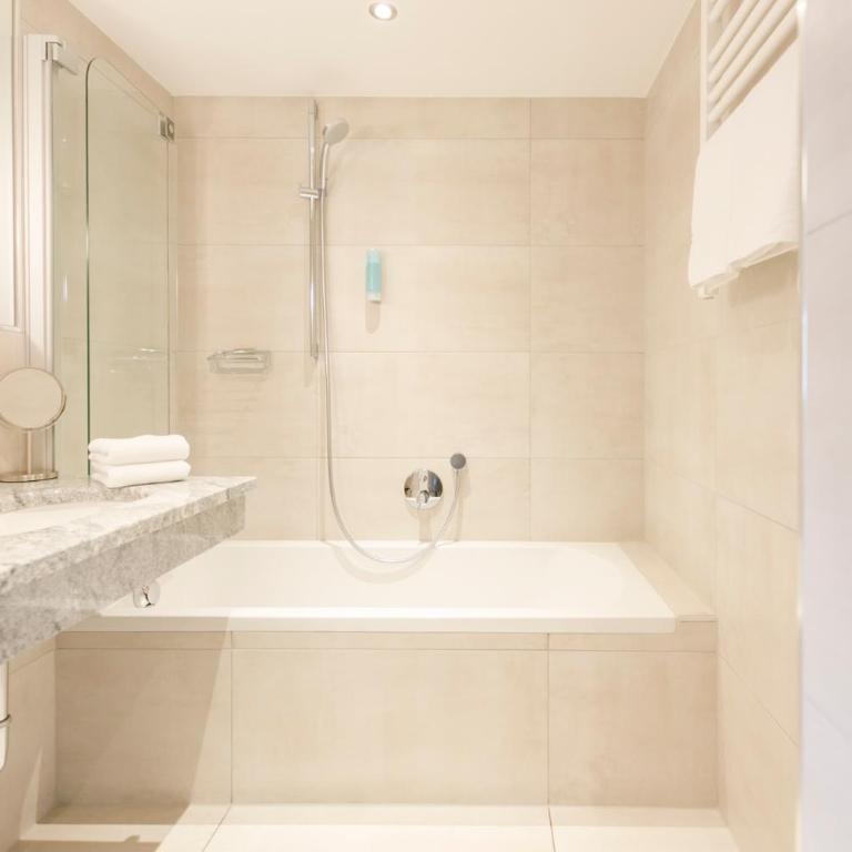 Hotel Sailer - Camera Tripla Comfort - 10