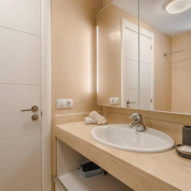 Ocean View Apartment with AC, Pool, Playa Arena PA05 - Apartamento de 1 dormitorio - 23