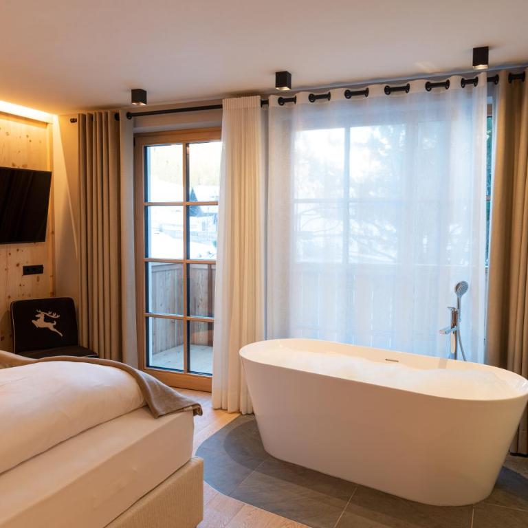 Penserhof - Alpine Hotel & Restaurant - Habitación Doble Deluxe con bañera - 1