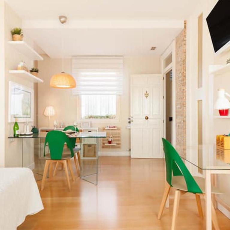 ApartaSuite Centro Histórico Ático tranquilo y luminoso en el corazón de Granada - Apartment - 74