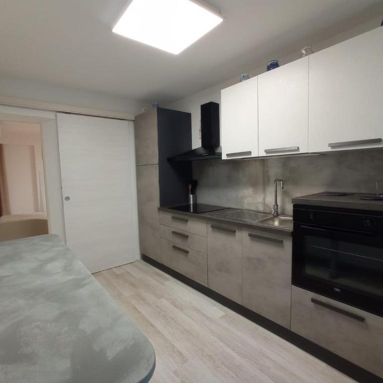 Villaggio Est Affittacamere - Camera Familiare - 15