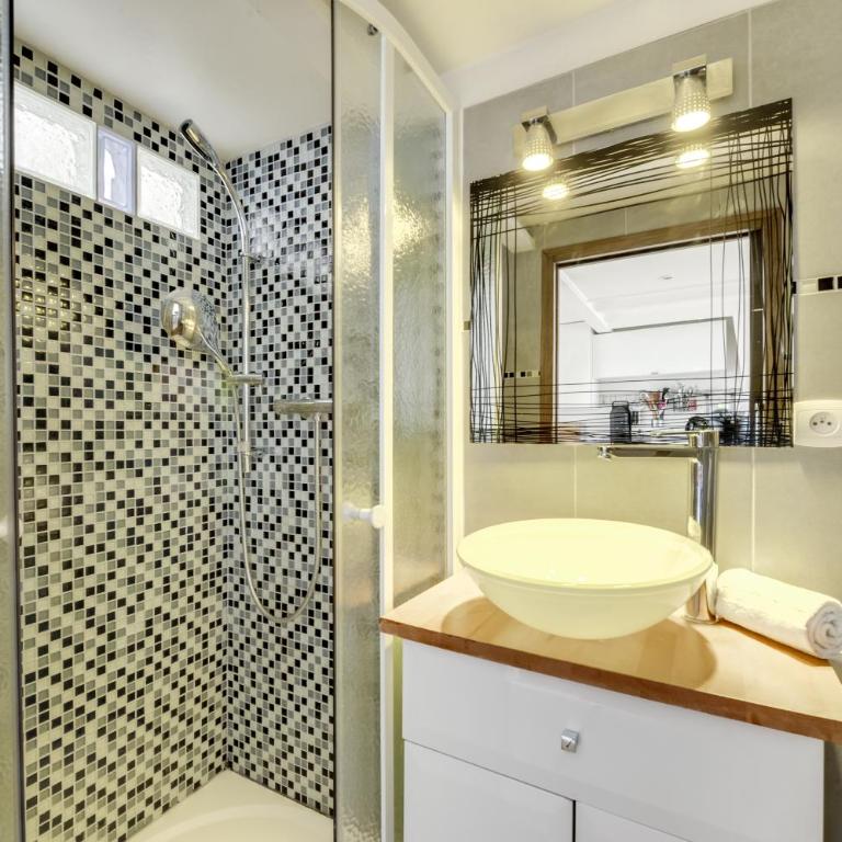 Châtelet, rue de la Ferronnerie - ID 161 - Appartement - 14