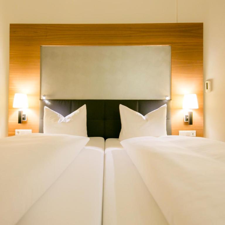 Hotel Sailer - Camera Economy Business con Bagno con Pareti in Vetro - 2