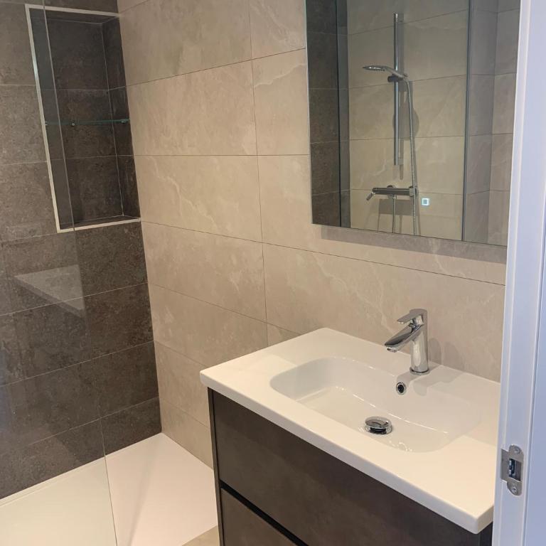 SERVICE APART LAZARO - Apartamentos Aguamarina 47 - Apartamento de 2 dormitorios - 18