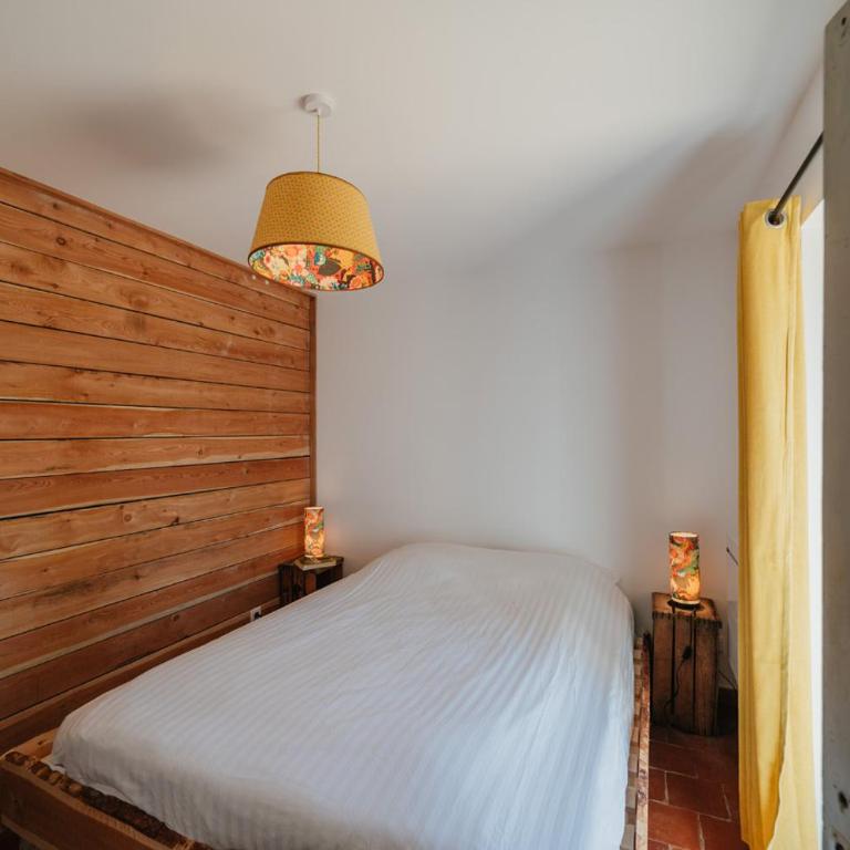 La petite maison Basse Corréo - Gîte 2 Chambres - 52