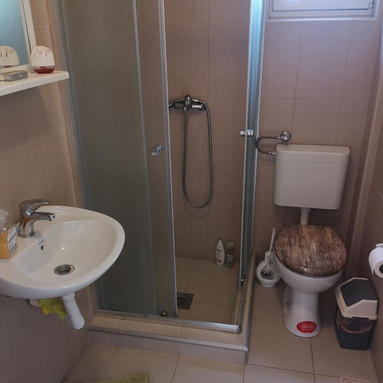 Apartmani Žubor - Apartman sa 2 Spavaće Sobe - 2