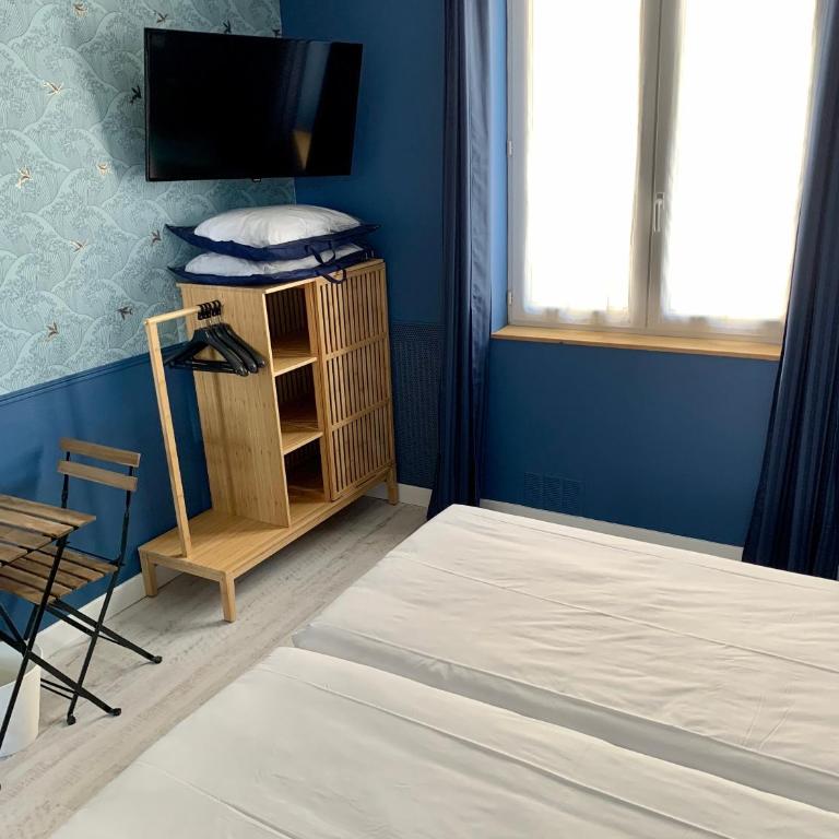 Hôtel Le Petit Baigneur - Chambre Double ou Lits Jumeaux Supérieure avec Vue sur Ville - 21