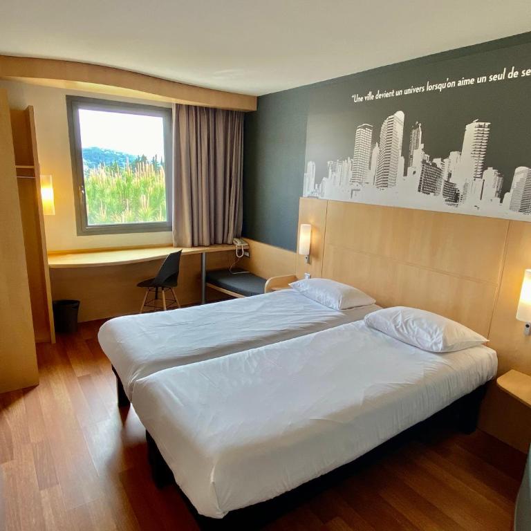 IBIS Cannes Mouans Sartoux Piscine parking gratuit - Chambre Lits Jumeaux Standard - 9