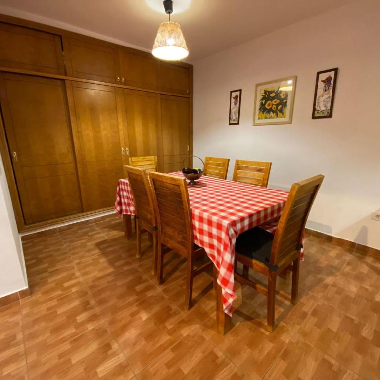 100 metros de las mejores playas de los Cristianos - Apartamento - 8