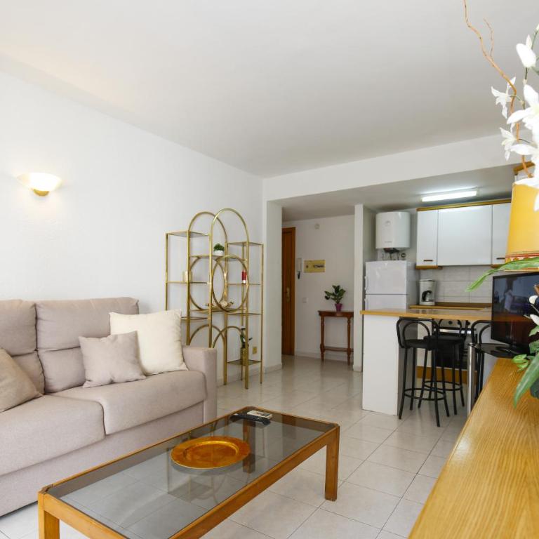 Gongora Planet Costa Dorada - Apartment with Terrace - 2