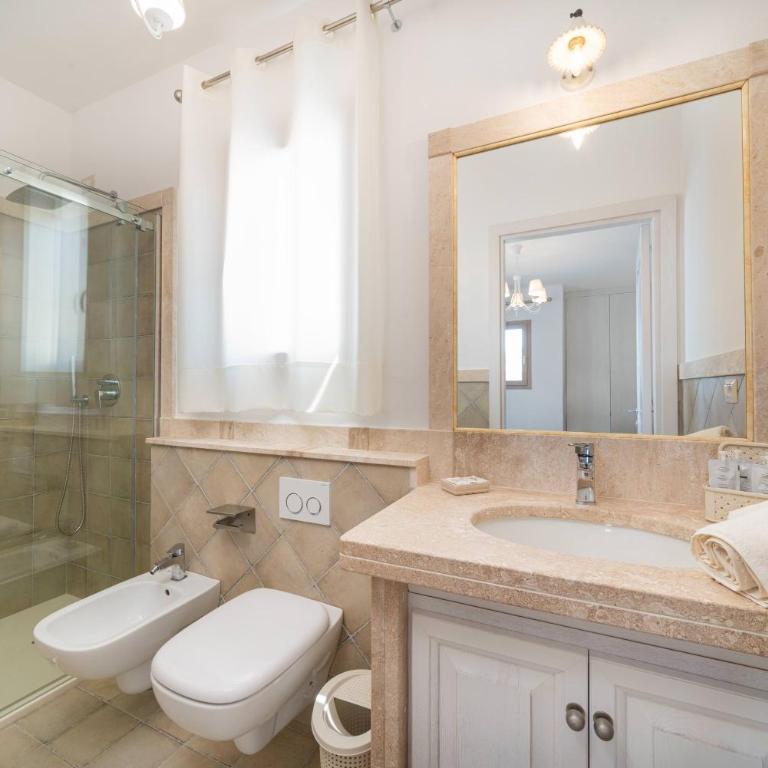 Residenza L'Alzoni - Camera Superior Matrimoniale/Doppia con Letti Singoli - 1