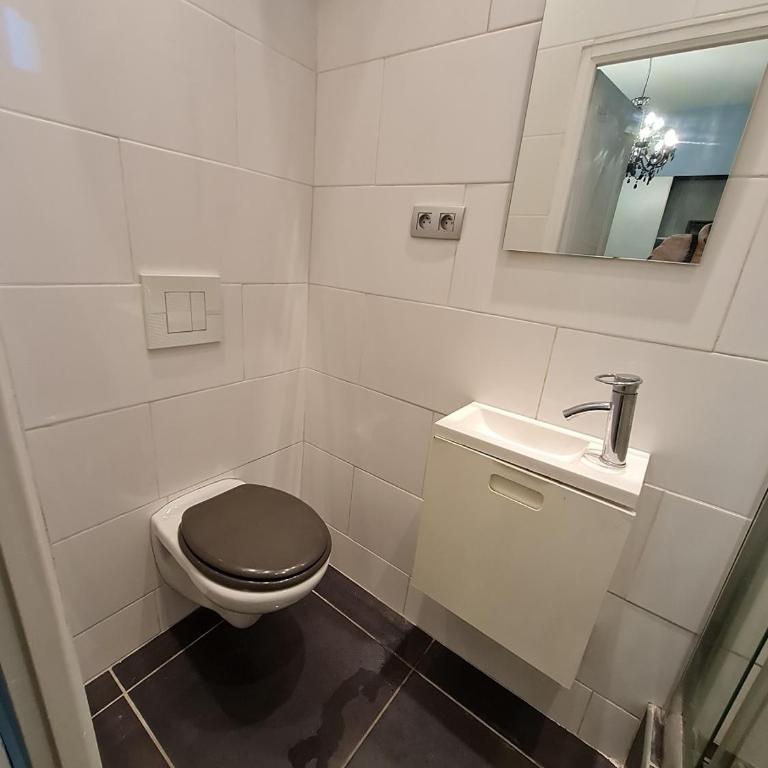 Intra Muros Thiers appart 8 pers 3 ch Wifi tout équipé parking proche - Apartment mit 3 Schlafzimmern - 23