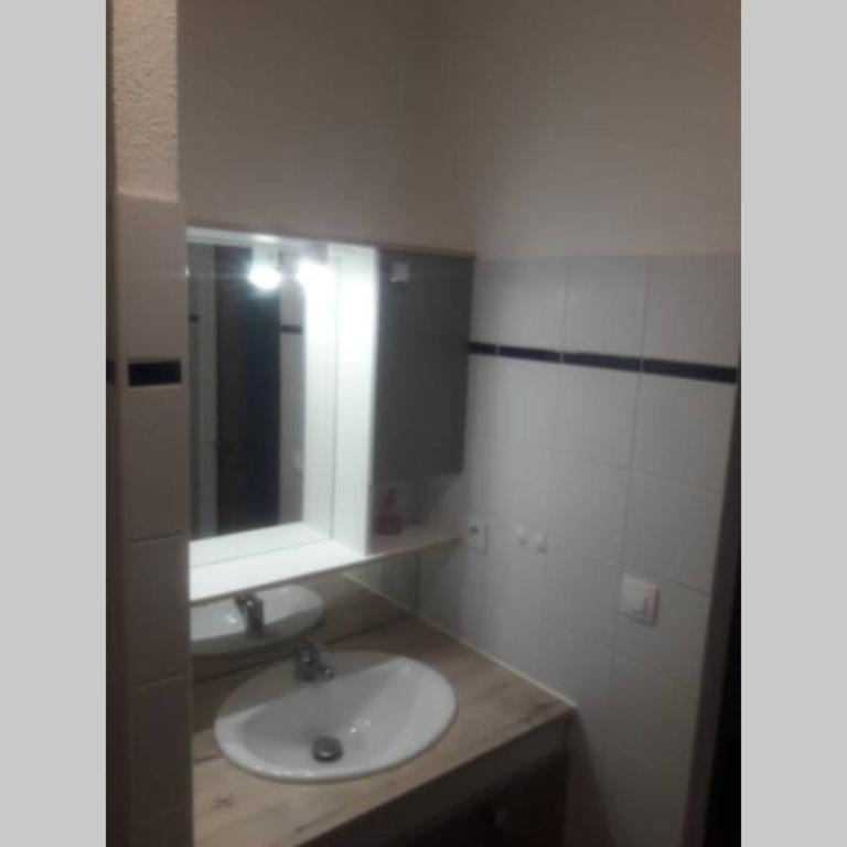 Charmante villa dans village naturiste - Villa 2 Chambres - 10