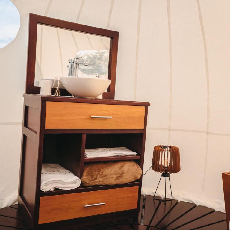 Monteza Glamping - King Room with Spa Bath - 19