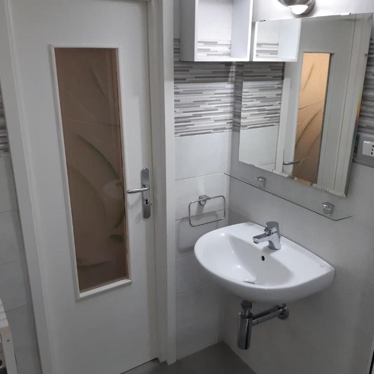 Sara's Home - Appartamento su 2 Livelli - 8