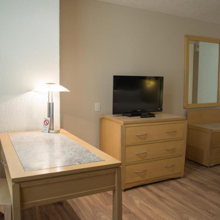 Sevilla Palace - Standard Double Room with Two Double Beds - 5