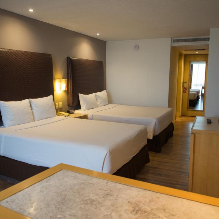 Sevilla Palace - Standard Double Room with Two Double Beds - 4
