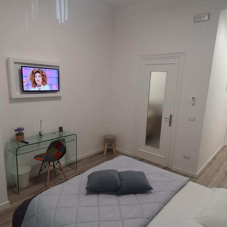 Carpe Diem Rooms by Marino Tourist - Deluxe Double Room with Balcony - 8