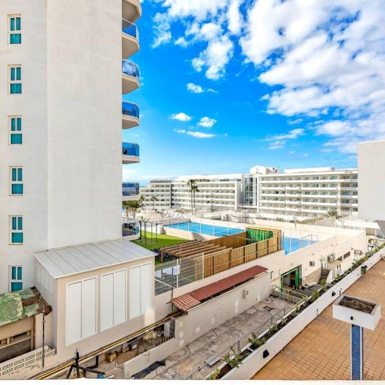 Modern apartment in Parque Royal I, Playa Fañabe - Apartamento de 2 dormitorios - 43