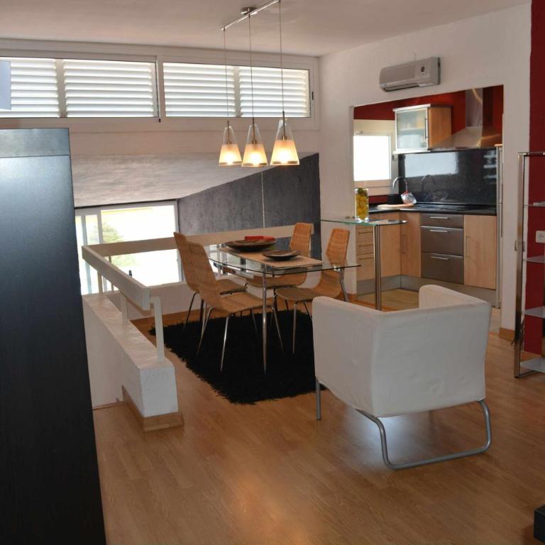 Carabela – Terraza y Vistas al Mar en Cala Salions - Apartamento con vistas al mar - 7