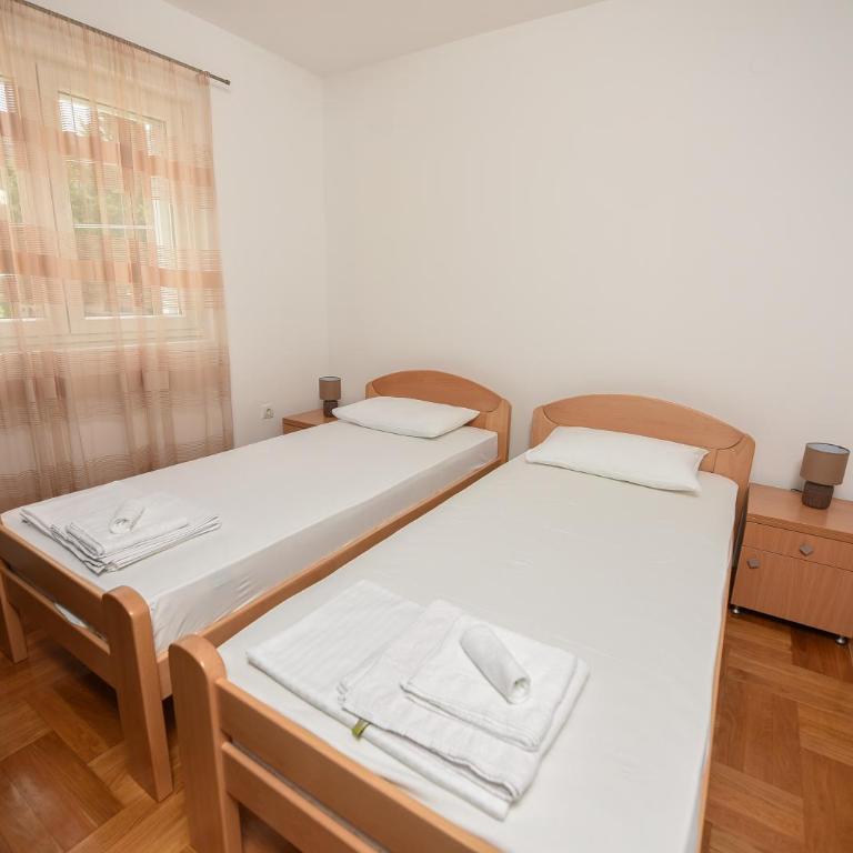 Sea Point II Apart hotel Tivat - Apartment with Balcony - 18