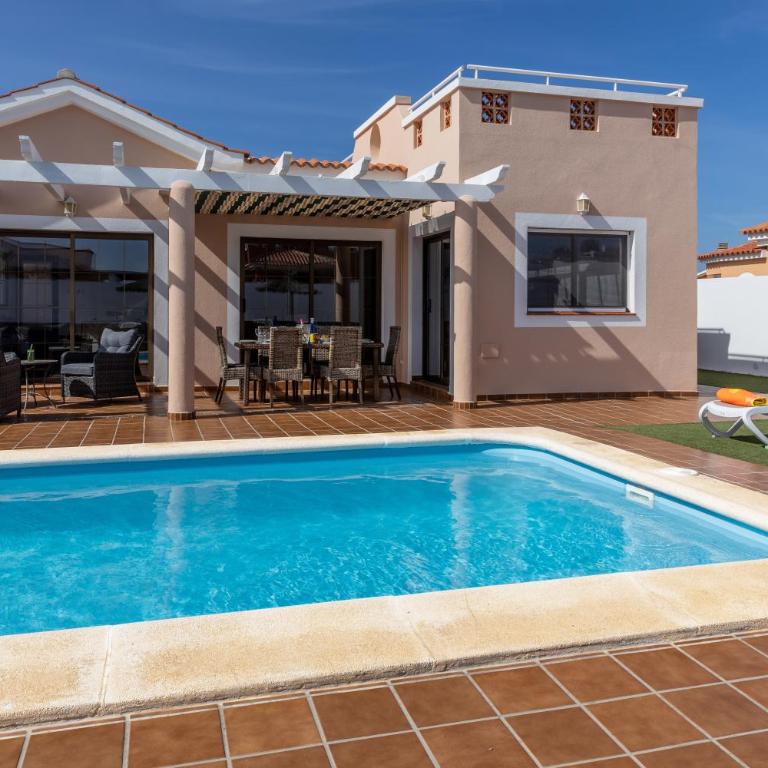 Villa with private pool, near beach and golf Caleta de Fuste- Villa Charlotte - Villa con piscina privada - 7
