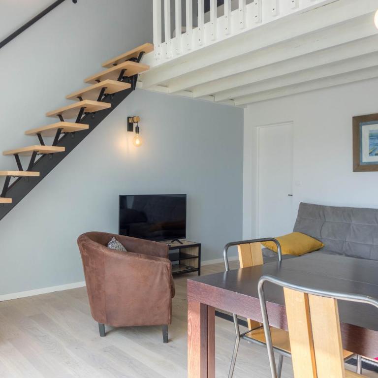 Le Duplex Ensoleillé du Parc * Parking * Balcon * - Apartment mit 2 Schlafzimmern - 3