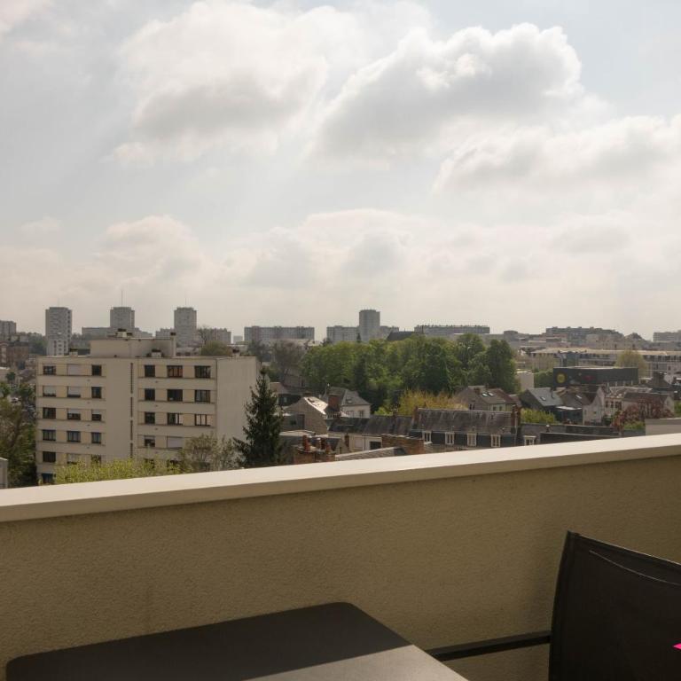 Le Duplex Ensoleillé du Parc * Parking * Balcon * - Apartment mit 2 Schlafzimmern - 13