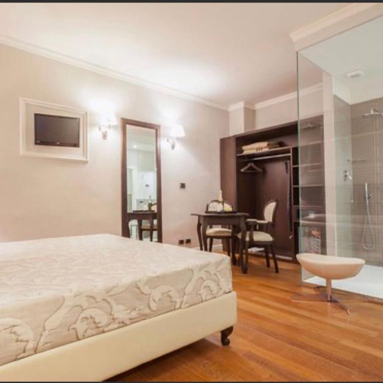 Hotel Lombardia - Superior Double or Twin Room - 9