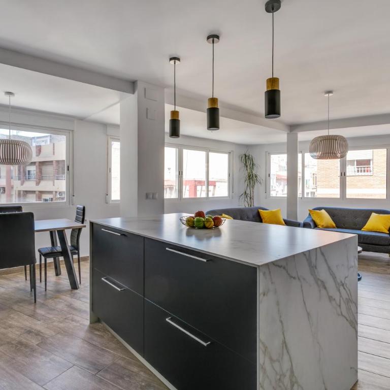 Luxury apartment city center - Two-Bedroom Apartment - 4