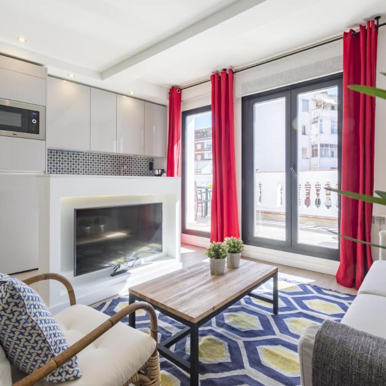 Bravo en Madrid - Two-Bedroom Apartment with Terrace I - 3