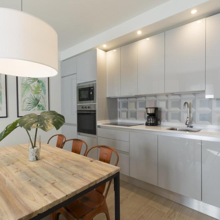 Bravo en Madrid - Two-Bedroom 1 bathroom III - 3