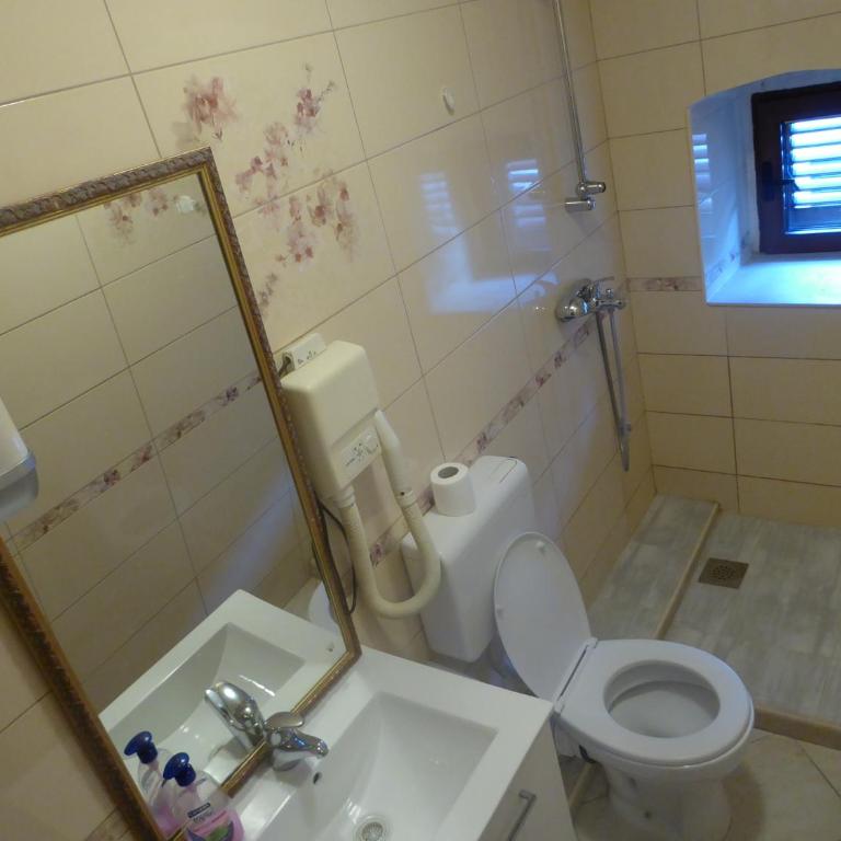 Apartments Đukić - Studio (2 Adults) - 504 Stari Grad street - 12