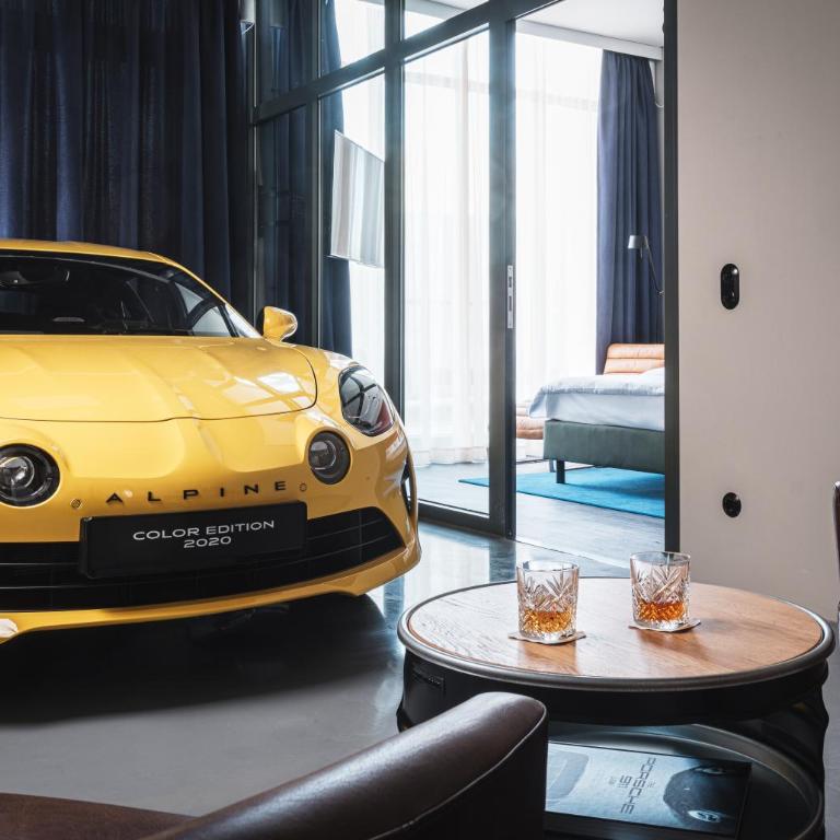 AMERON München Motorworld - Car Studio – Für Sie und Ihr eigenes Auto - 1