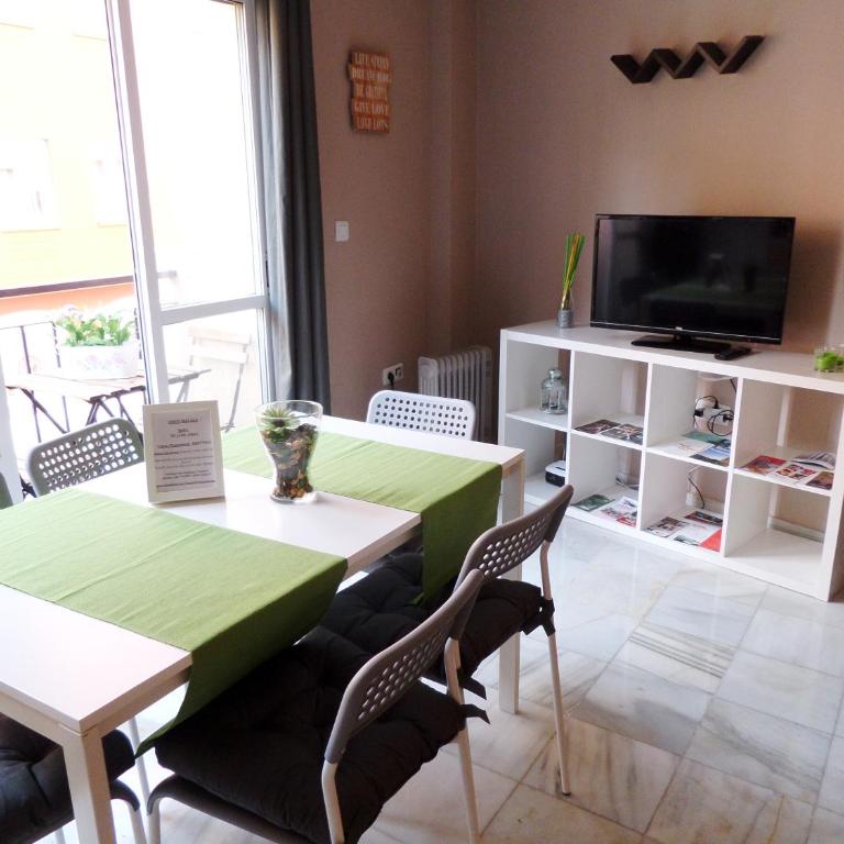 ENJOY Apart. Centro y Playa Cervantes - One-Bedroom Apartment - 8