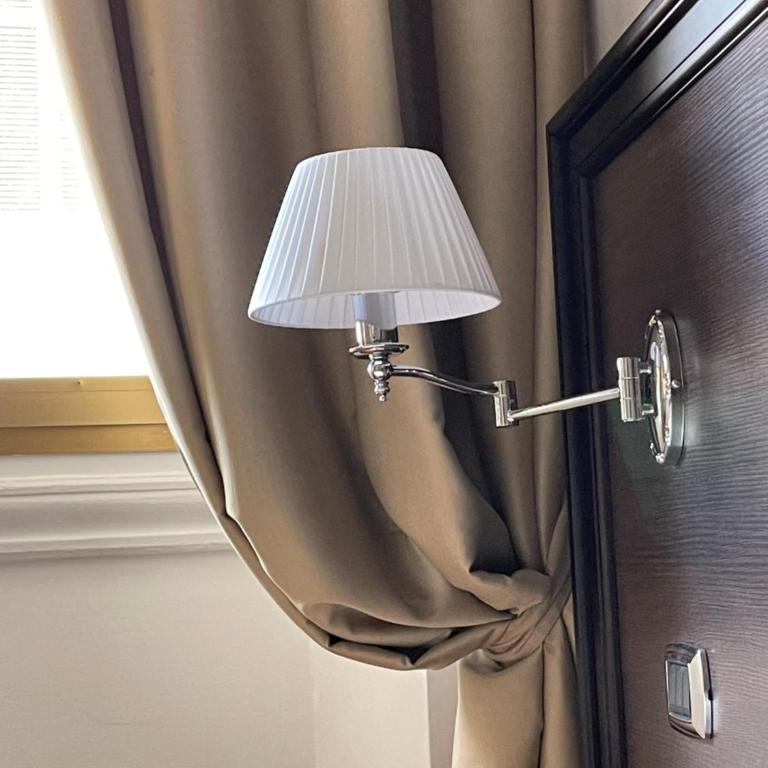 Hotel Lombardia - Superior Double or Twin Room - 8