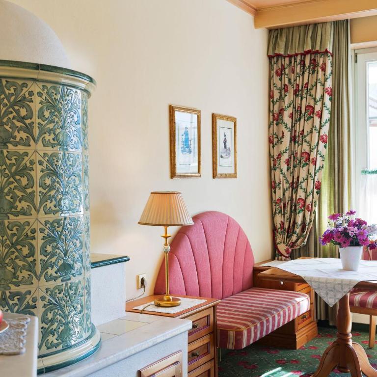 Neuhaus Zillertal Resort - Doppelzimmer „Grünberg“ mit Balkon - 2