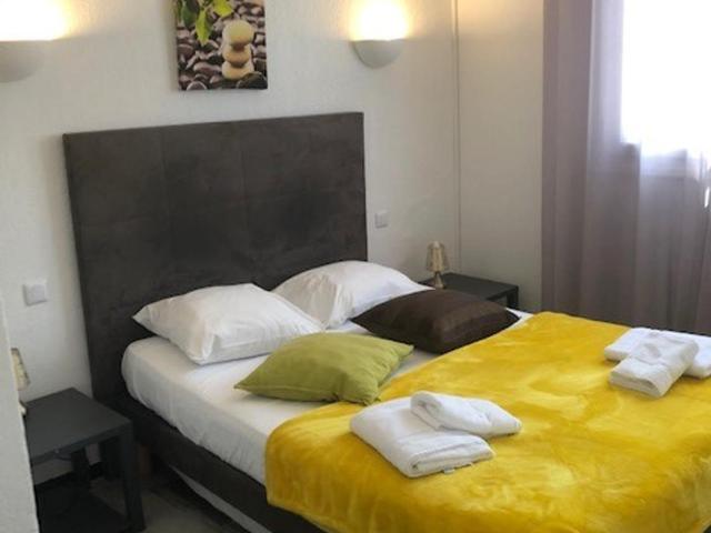 Le Castelet - Chambre Double Standard - 2