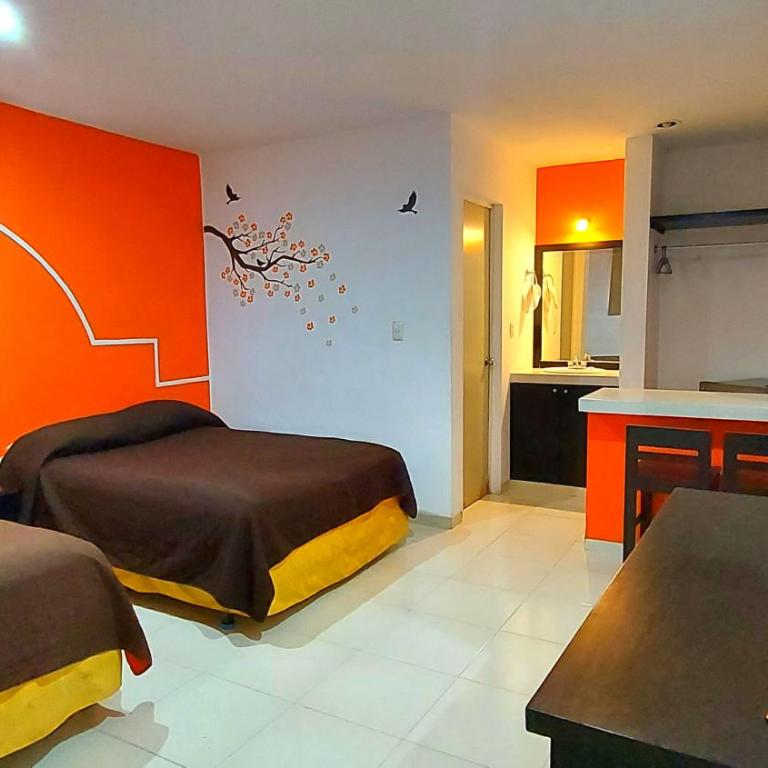 Hotel El Marques - Habitación Doble Superior - 2 camas dobles - 1
