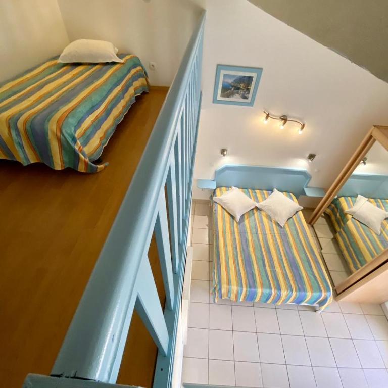 Hotel Myriam Vias Plage - Chambre Triple avec Terrasse - 7