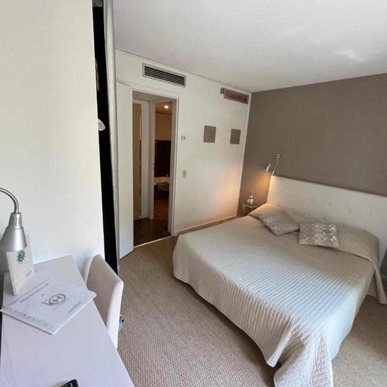Hotel L'Orangeraie - Chambre Double Standard - 9