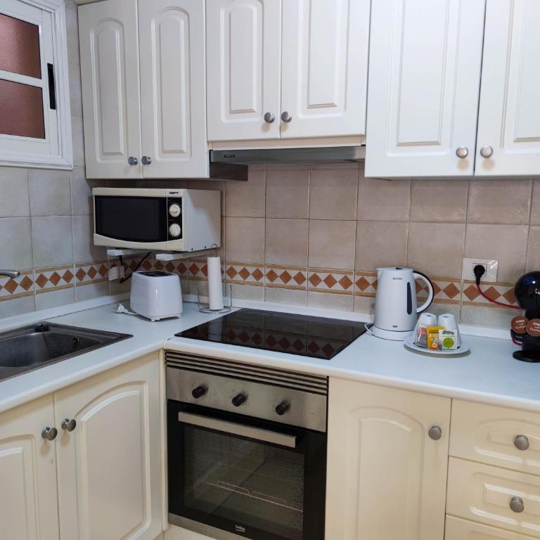 Los Cristianos - heated swimming pool air-conditioned - Apartamento de 2 dormitorios - 13