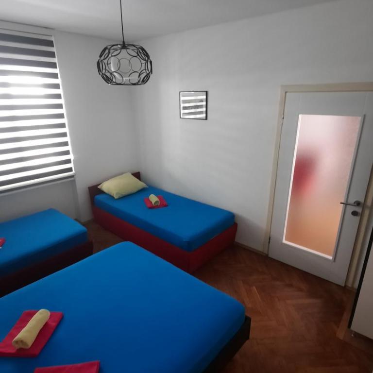 Apartmani LolaNola - Apartment with Terrace - 7