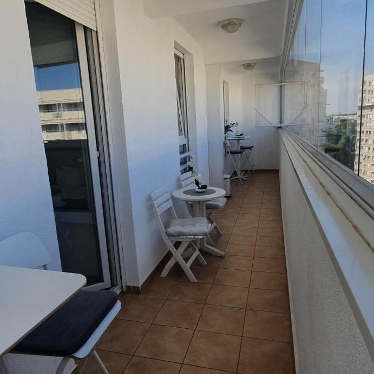 Royal apartment Belvill - Two-Bedroom Apartment - 14